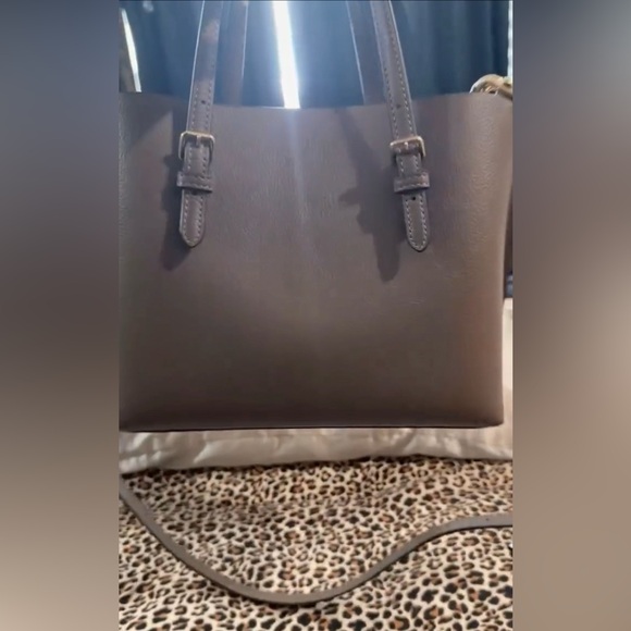 COACH - Picture 3 of 3